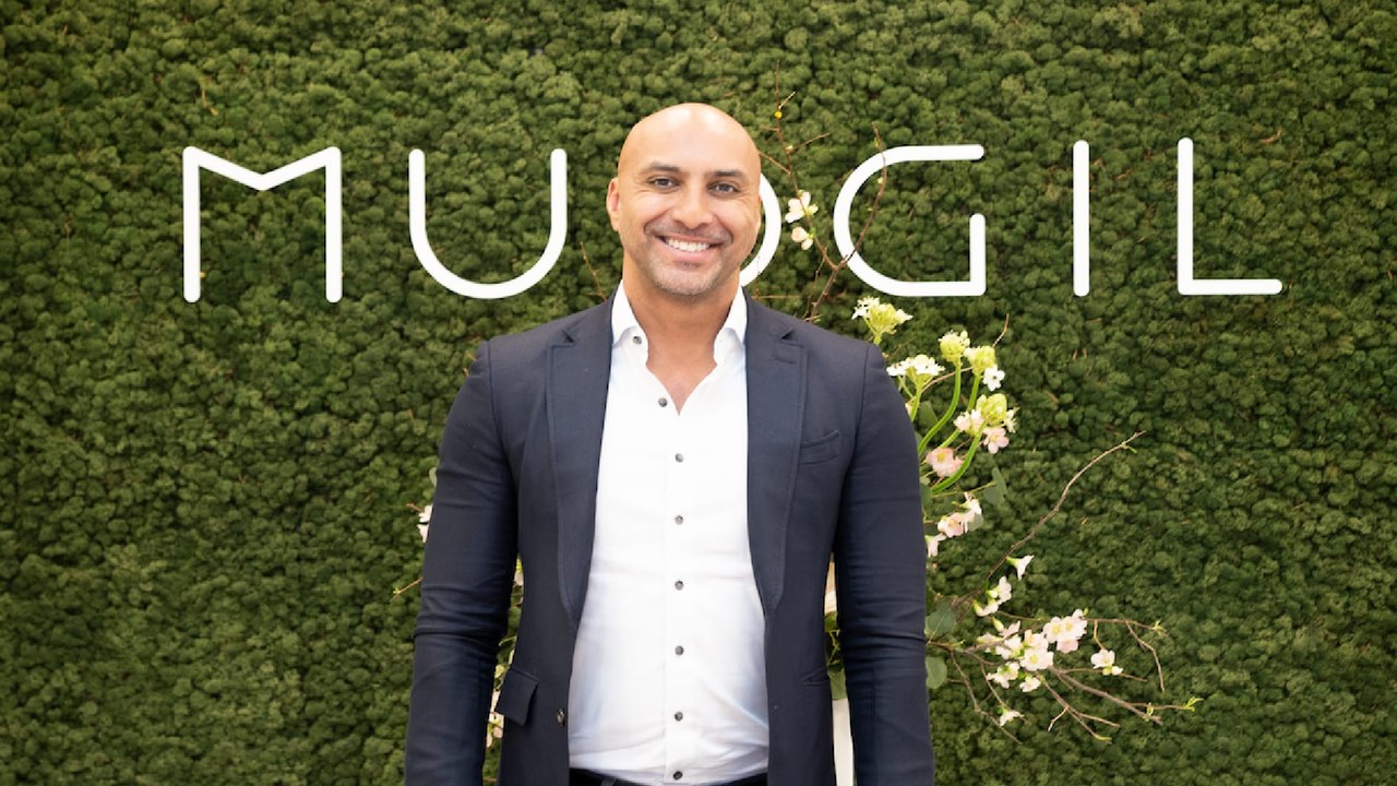 How This Dermatologist Empowers Young People Through Social Media