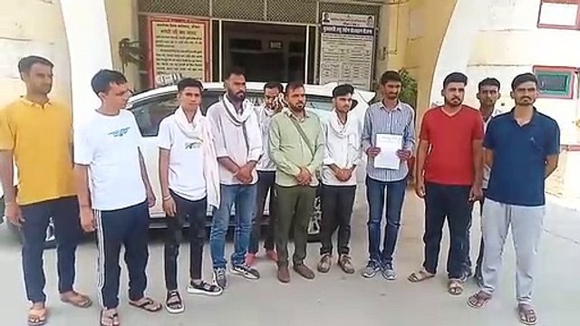 उदयपुर हत्याकांड को लेकर एसएफआई ने मुख्यमंत्री के नाम सौंपा ज्ञापन