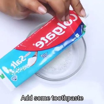 How to Whiten Your Teeth: 4 Home Remedies