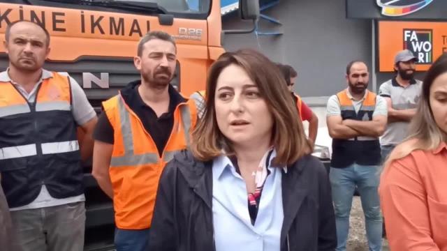 Son dakika... Aysu Bankoğlu: İbb'nin Afad'ın Talebiyle Bartın'a Gönderdiği İş Makinaları 2 Gündür Bartın Belediyesi İtfaiye Müdürlüğü Önünde Bekletiliyor