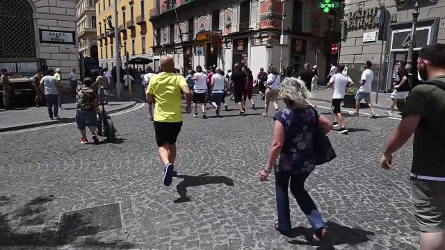 Disoccupati in Consiglio Comunale Napoli, slogan e striscioni