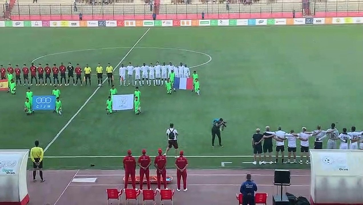 L'hymne français copieusement sifflé lors de France-Espagne (1-1) au stade Zabana à Oran !