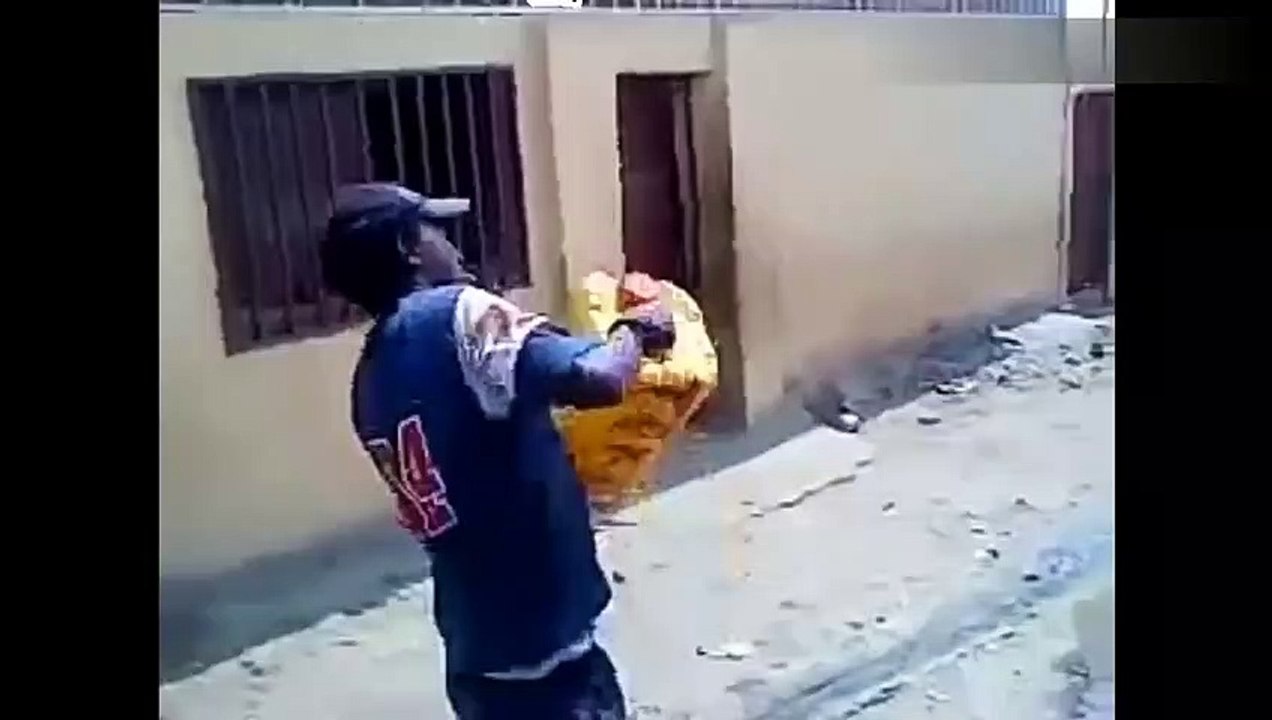 Foi nada só escorrequei