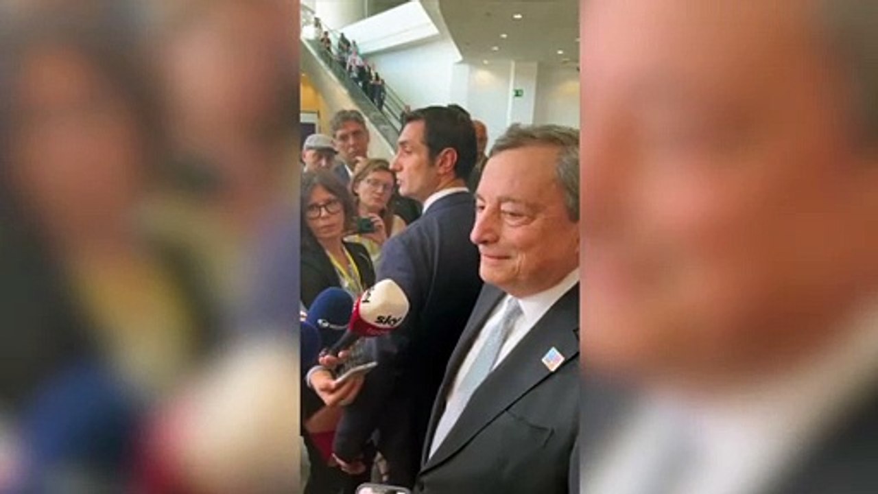 Draghi e la polemica con Conte: "Ci siamo parlati e ci risentiremo presto: il governo non rischia"