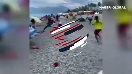 Dünyaca ünlü sahilde ilginç anlar! Metrelerce gökyüzüne yükseldi