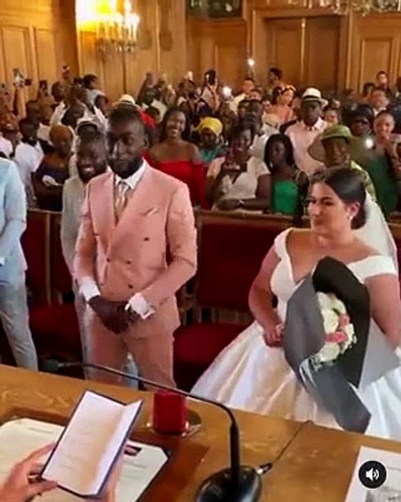 Quand tu dois consulter ton staff pour donner ta réponse à ta future femme