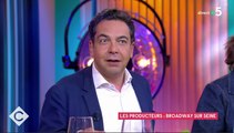 Zapping du 20/04 : L'embarras de Patrick Cohen qui fait bien rire Anne-Elisabeth Lemoine