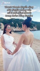 Lần đầu diễn thời trang, mẹ con tỷ phú gốc Việt catwalk sàn 380m