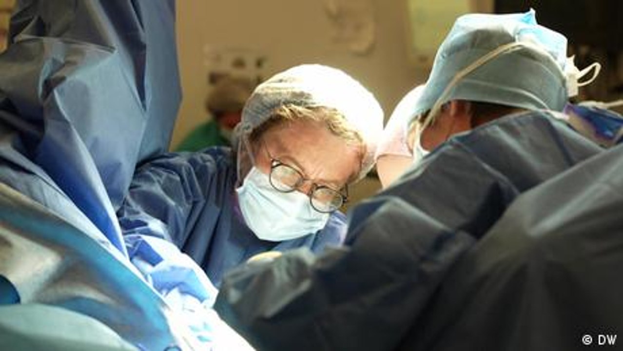 Ärztin hilft beschnittenen Frauen