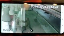 Imagens mostram ação de ladrão que arrombou fechadura de quatro lojas e furtou televisão no Centro