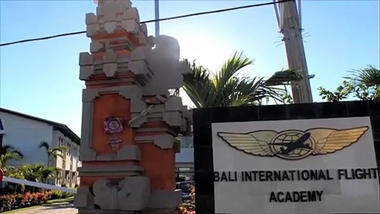 BALI INTERNATIONAL FLIGHT ACADEMY (BIFA) - TRAINING PROGRAM