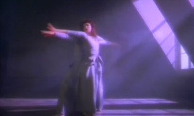 Kate Bush - Running up that hill