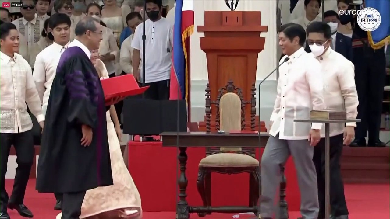 Prestation de serment du nouveau président philippin Ferdinand Marcos Jr.