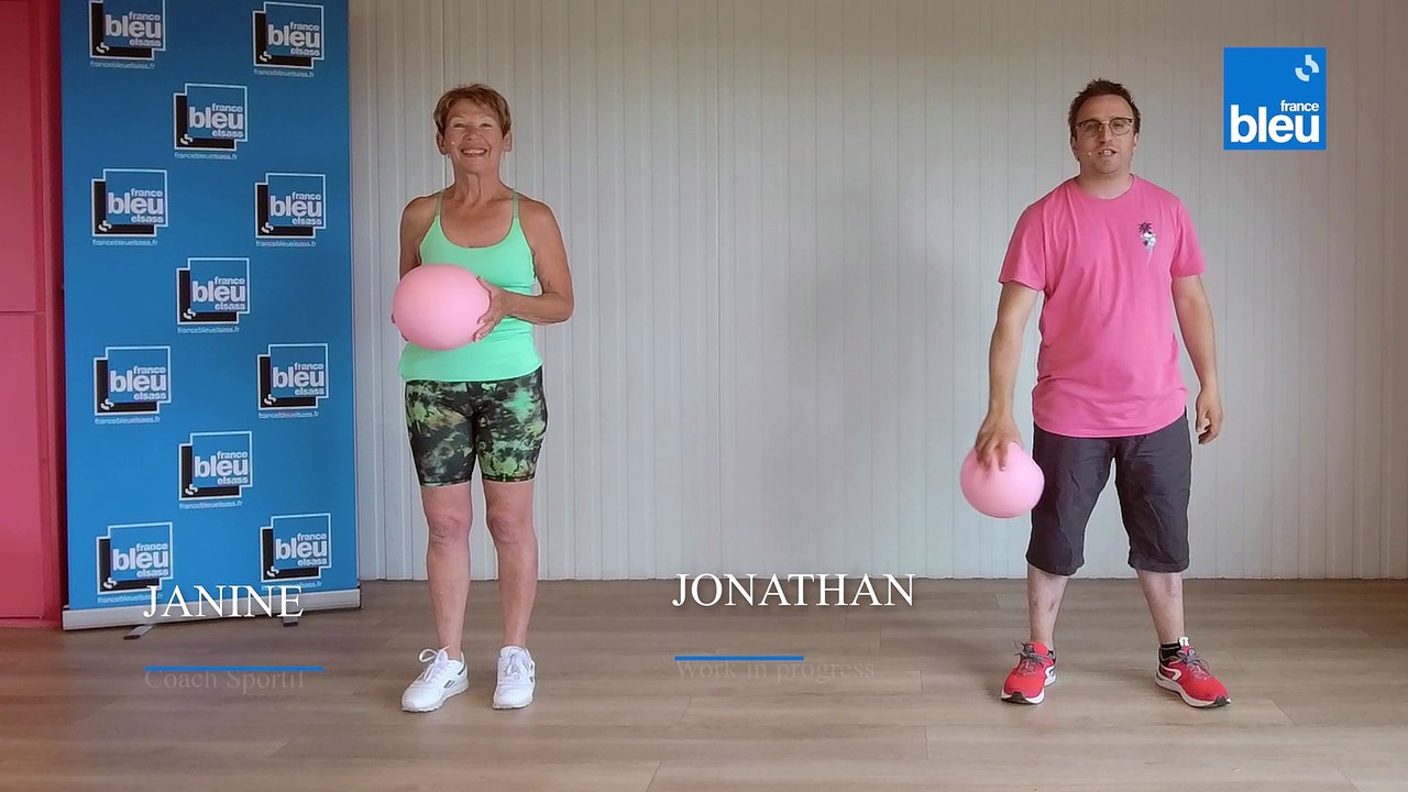 La minute sport avec Janine-Ballon étirement