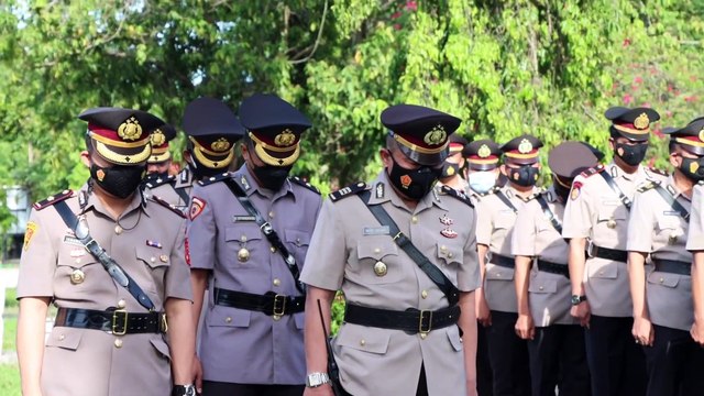 Jelang HUT Bhayangkara Ke-76, Polres Simalungun Ziarah dan Tabur Bunga Ke TMP Nagur
