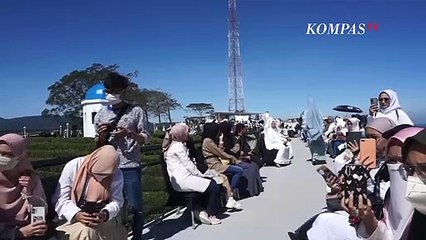 Fashion Show di Alam Terbuka, Menyaksikan Busana Indah Sambil Healing