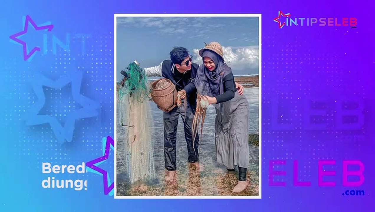 Aksi Ria Ricis Berenang Bak Duyung Sungguhan