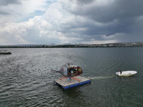 Mogan Gölü'ne bırakılan atıklar sanat eserine dönüştü