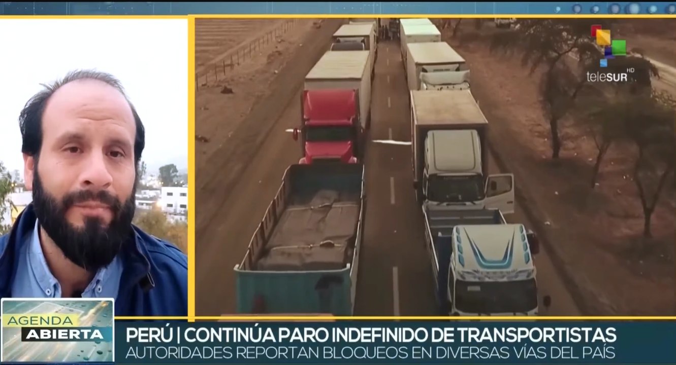 Gremios de transportistas peruanos prosiguen paro indefinido