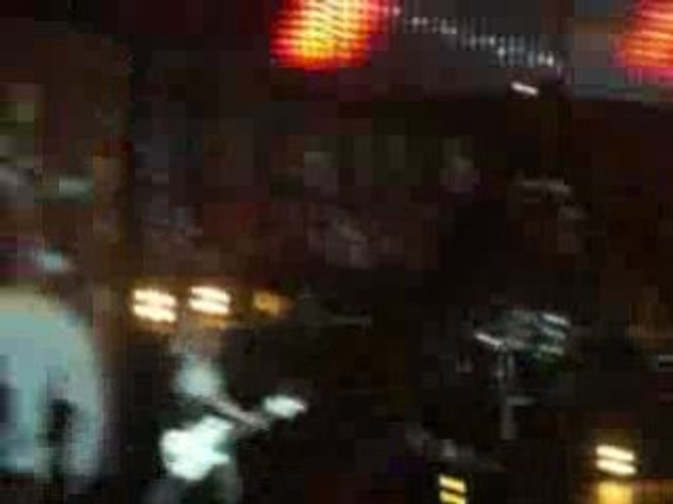 concert tokio hotel, "leb die sekunde" tous ensemble =)