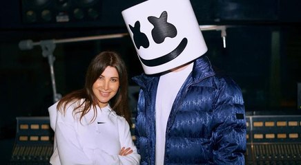 نانسي عجرم تدخل العالم الافتراضي مع مارشملو