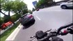 Un motard veut faire un constat avec une chauffarde mais des conducteurs la défendent