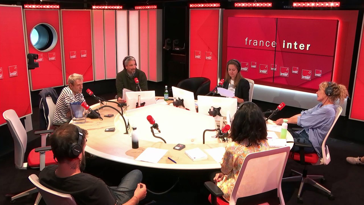 Socialistes, dernière chronique humour sur France Inter, stagiaires maltraités - Le Journal de 17h17