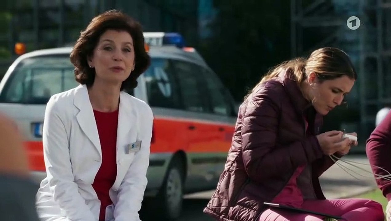 In aller Freundschaft Die Jungen Ärzte - Folge 297: Sag`s ihm