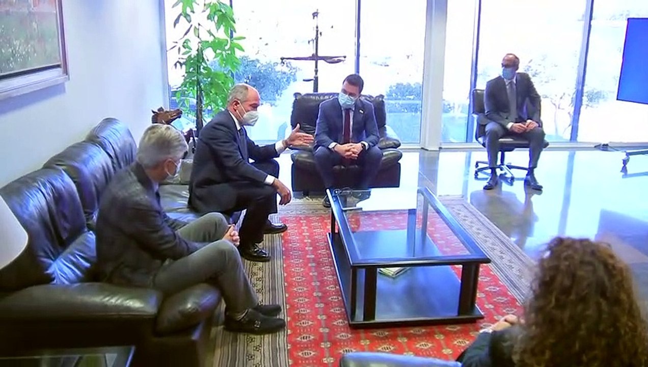 Aragonès y Argimon visitan la farmacéutica que desarrolla la vacuna española contra el Covid-19
