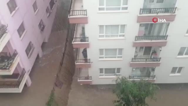 Su basan evde kız çocuğunun boğulduğu iddiasıyla arama çalışması başlatıldı