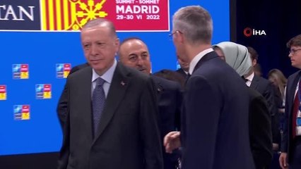 NATO liderleri zirvenin ikinci gününde toplandı