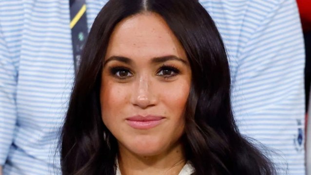 Meghan Markle Speaks With Gloria Steinem on Reproductive Rights Post-Roe v. Wade | THR News