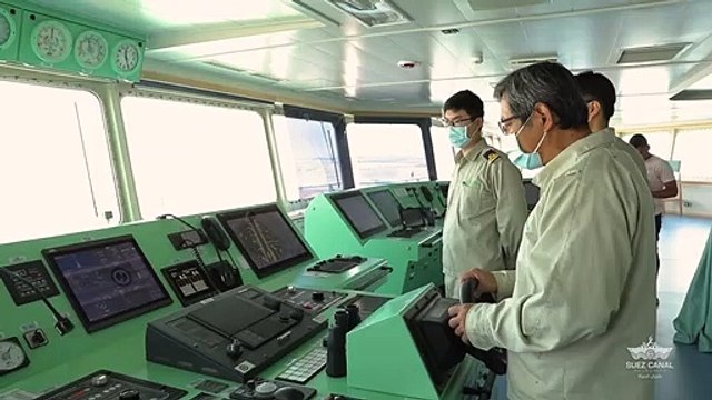 قناة السويس تشهد عبور أكبر سفينة حاويات بالعالم EVER ART فى رحلتها الأولى