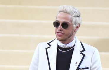 Ex de Pete Davidson, Olivia O'Brien, asegura que el comediante es muy 'hot' y 'divertido'