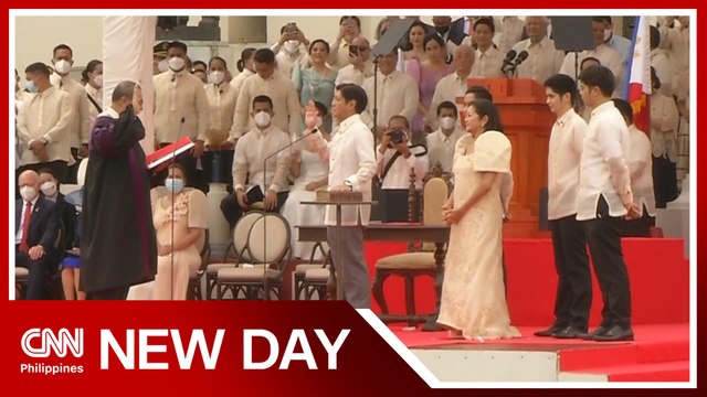 Marcos takes oath as 17th President