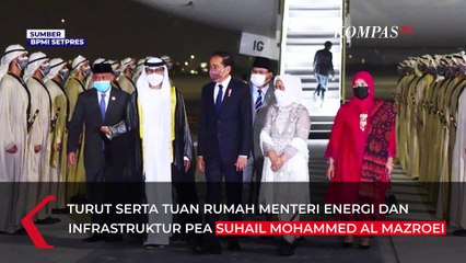 Momen Prabowo Subianto Sambut Kedatangan Jokowi di Bandara Abu Dhabi