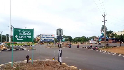குமரியில் ரூ.75 லட்ச செலவில்.. அமைச்சர் மனோ தங்கராஜ் ஏற்றி வைத்த.. தேசிய கொடி ஒரே நாளில் கிழிந்தது!