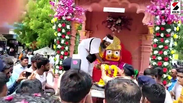 રાજકોટમાં નીકળી ભવ્ય રથયાત્રા