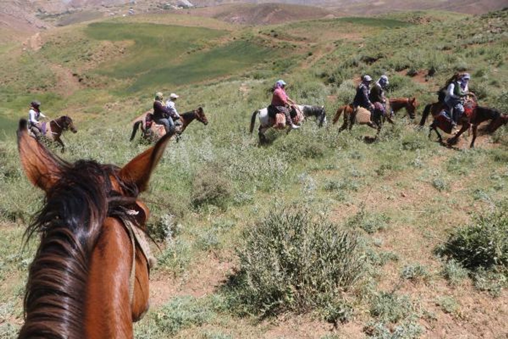 Porno qora yigit uzun sik bilan