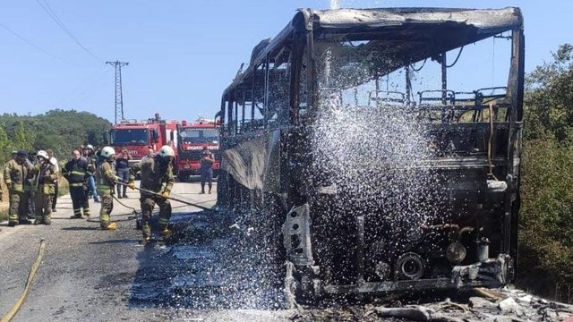 Silivri’de otobüs alev alev yandı