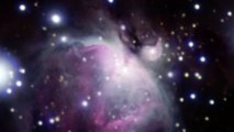 Un fósil de las primeras galaxias del universo, visto junto a Andrómeda