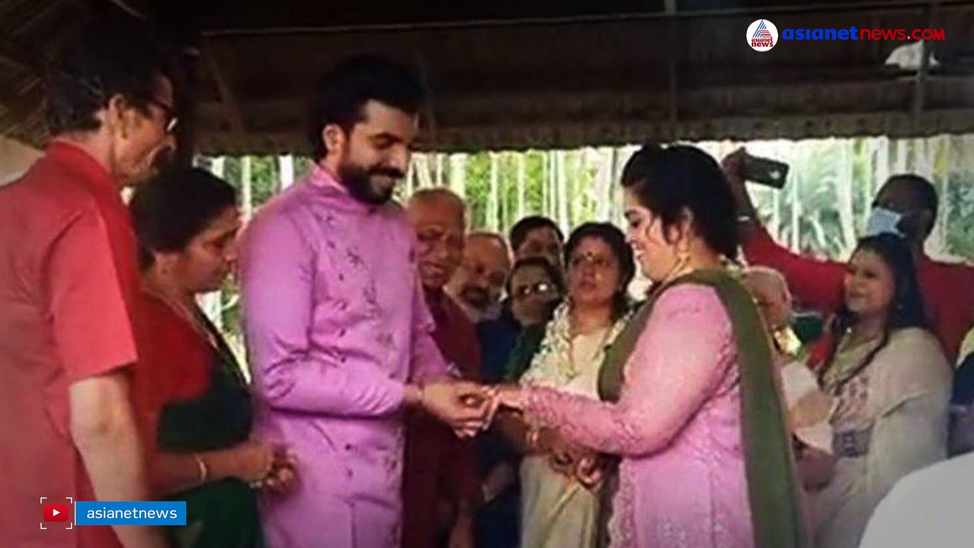 'ഞങ്ങള്‍ പരസ്പരം സ്‌നേഹിക്കുന്നു,ഒന്നും കൂടുതലുമില്ല, ഒന്നും കുറവുമില്ല': മോശം കമന്റുകള്‍ക്ക് അനൂപിന്റെ മറുപടി