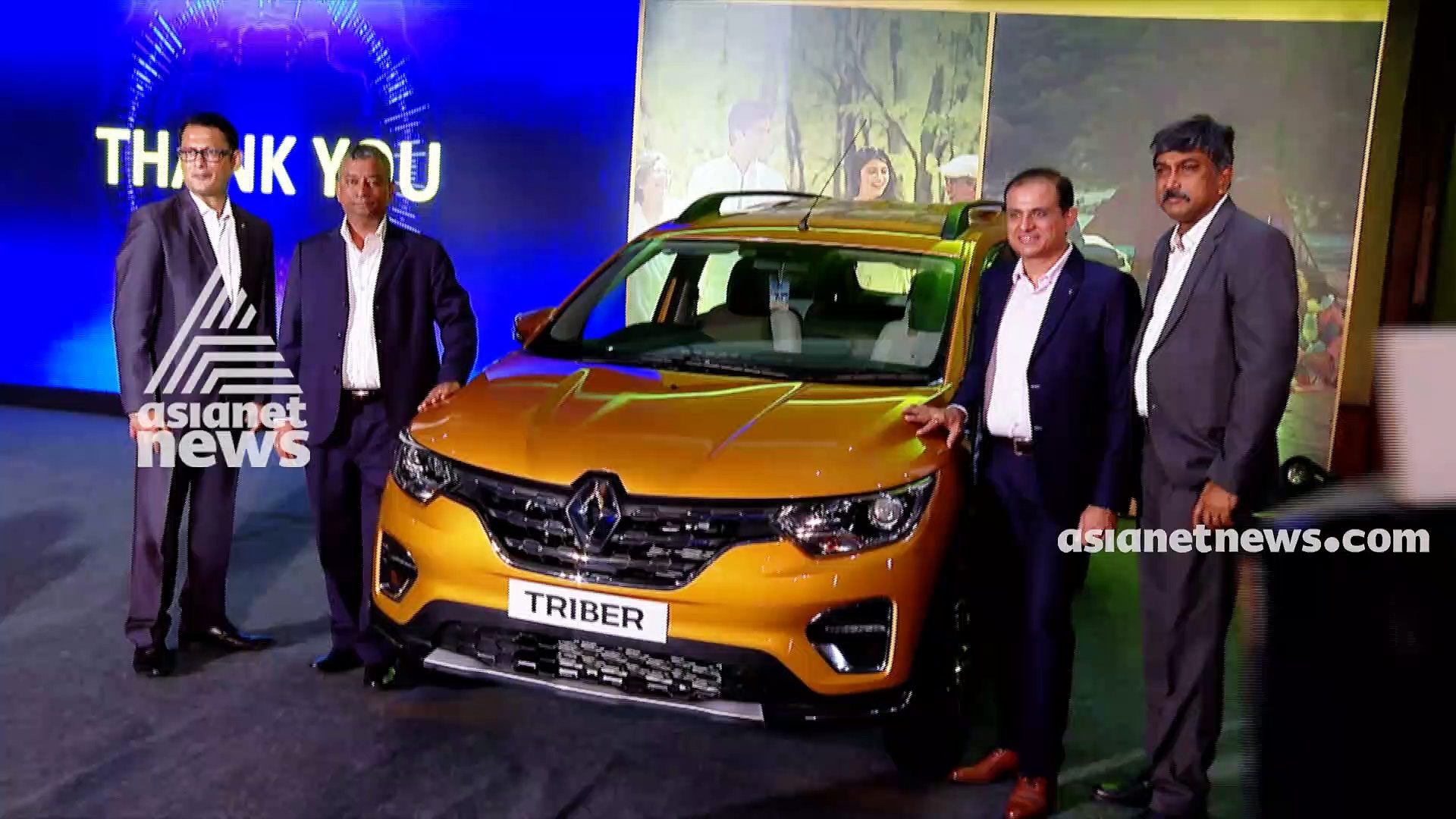 കൊതിപ്പിക്കുന്ന വിലയില്‍ റെനോ ട്രൈബര്‍ ..കാണാം സ്മാര്‍ട്ട്‌ ഡ്രൈവ്