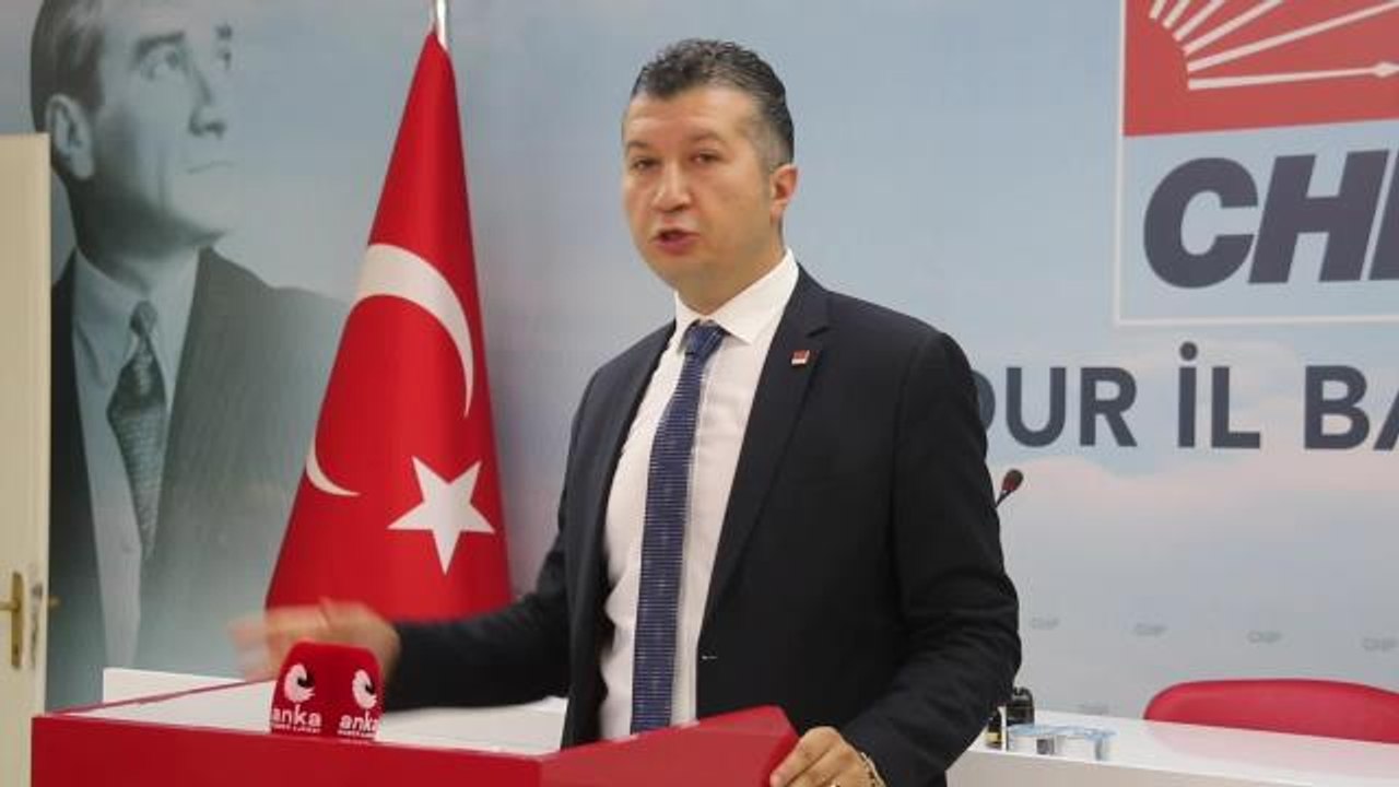 CHP Burdur İl Başkanı Akbulut'tan AKP Burdur İl Başkanı Mengi'ye "Atama" Tepkisi: "Bu Memleket Sana mı Çalışacak?"