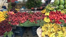 Mardinli pazarcı: Akşamları gelin buraya millet çöplüğün içerisinden sebze topluyor