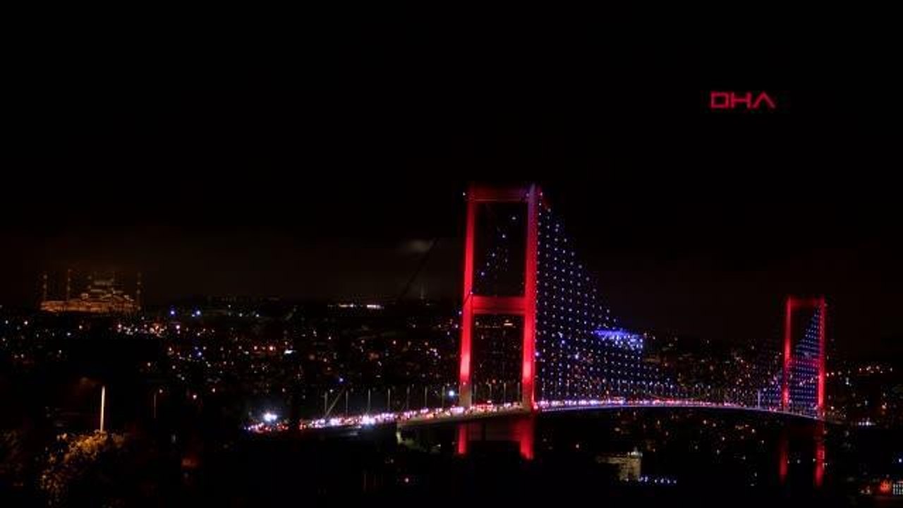 İSTANBUL-15 TEMMUZ ŞEHİTLER KÖPRÜSÜ KABOTAJ BAYRAMI NEDENİYLE IŞIKLANDIRILDI