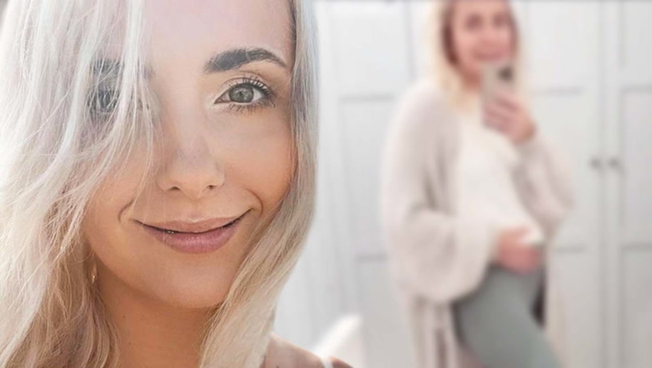 Anna Heiser zeigt zum ersten Mal ihren Babybauch