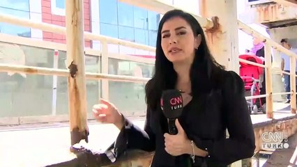 Üst geçit "Çöktü çökecek" durumda