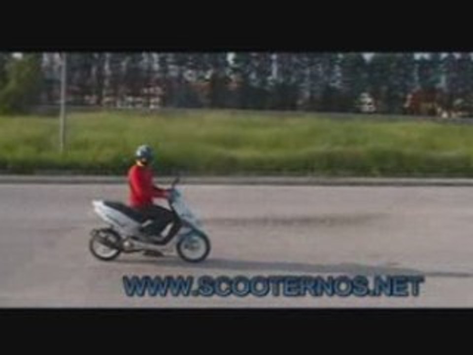 scoot avec de la nitro