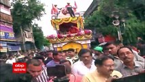 Mimi Chakraborty: জগন্নাথের পুজো মিমির, খালি পায়ে রথের রশিতে টান দিয়ে উৎসব পালন | Bangla News